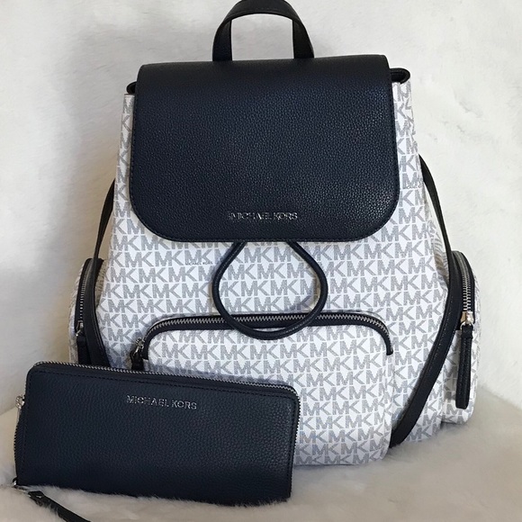 Michael Kors Handbags - Michael Kors (2pcs) Abbey LG Cargo Backpack